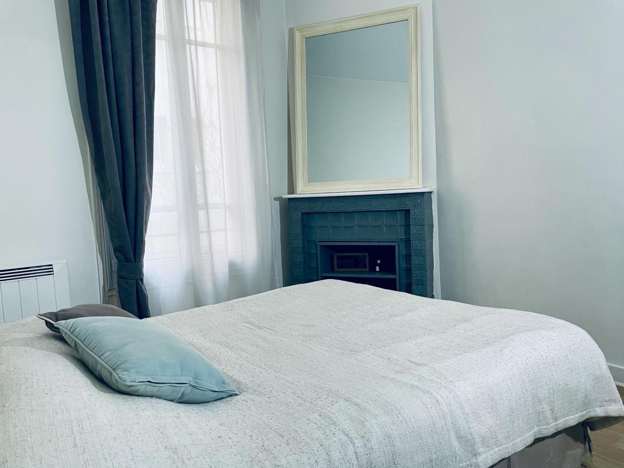 A 10 Min De La Defense Et A 20 Min De Paris Apartment Suresnes Exterior photo